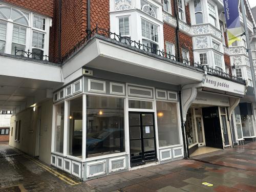 111 South Street, Eastbourne, BN21