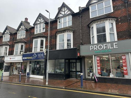 24, Grove Road, Eastbourne, BN21