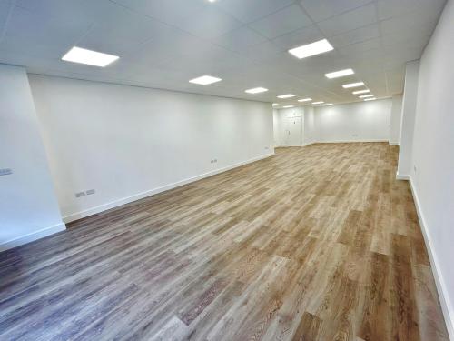 Mera Heights, Firgrove Road, Farnborough, GU14