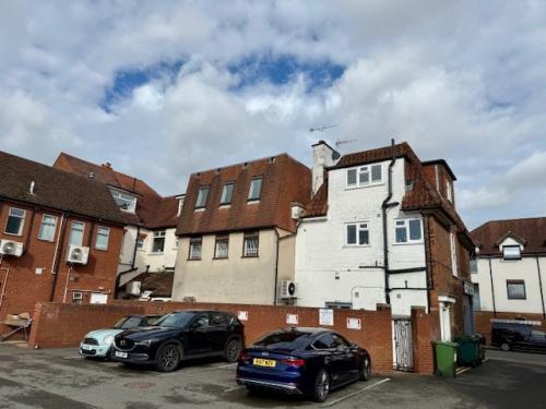 42/42A Packhorse Road & 22A-D Station Road, Gerrards Cross, SL9
