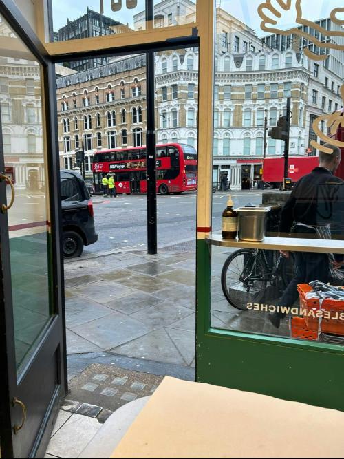 8 Ludgate Circus, City, London, EC4M