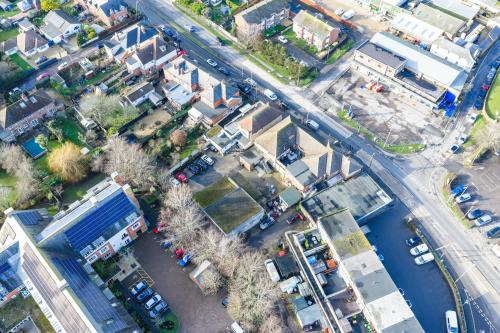 2-4 Christchurch Road & 5 Milton Green, New Milton, BH25