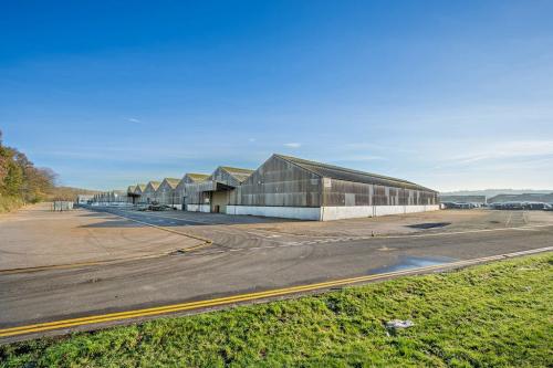 Unit 23 Bays 1,2&3, Meon Vale Business Park, Stratford-upon-Avon, CV37