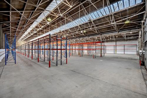 Unit 23 Bays 1,2&3, Meon Vale Business Park, Stratford-upon-Avon, CV37