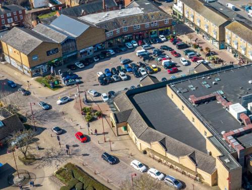 Unit 10, Bowen Square, Daventry, NN11