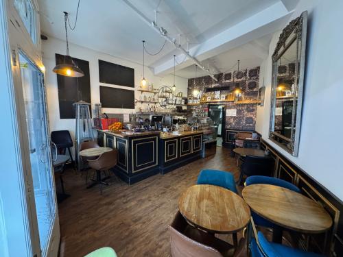 5 Main Parade, Chorleywood, Rickmansworth, WD3