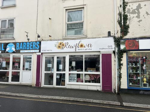 65 Fore Street, Torpoint, PL11