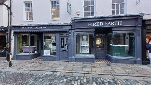 Ground Floor Shop, 27-28 Burgate, Canterbury, CT1