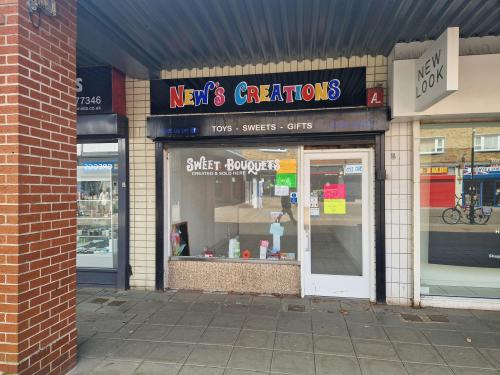 Unit 24 Leigh Park, Greywell Shopping Centre, Havant, PO9