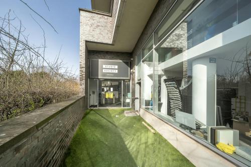37 Fortune Green Road, West Hampstead, London, NW6