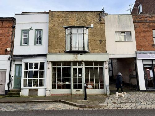 101 High Street, Hemel Hempstead, HP1