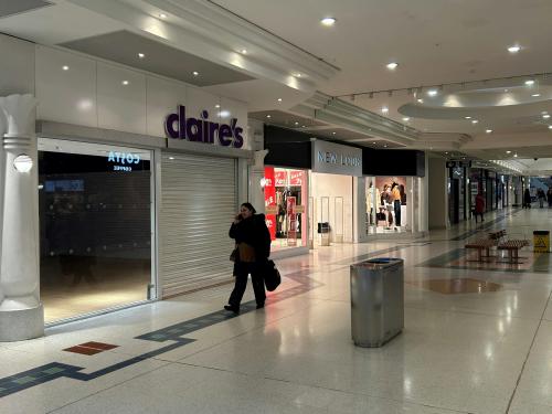 31, Peacocks Shopping Centre, Woking, GU21