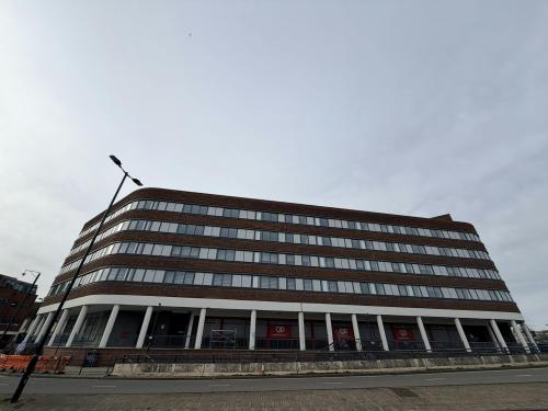 Hampden House, High Street/Vale Park Drive, Aylesbury, HP20