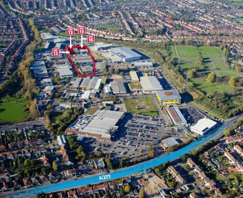 Unit 10, Kimpton Trade & Business Centre, Minden Road, Sutton, SM3