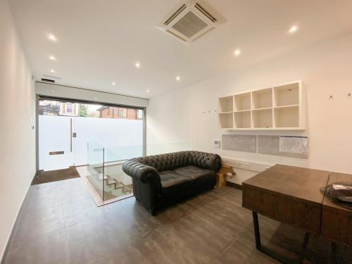 106 Hampstead Road, Euston, London, NW1