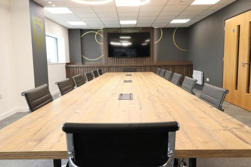 Unit 18/19 Preston Place, Vision Park, Upper Caldecote, Biggleswade, SG18