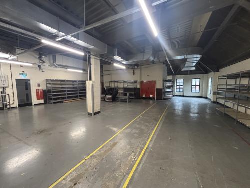 Unit Su6-8, Meridian Shopping Centre, Havant, PO9