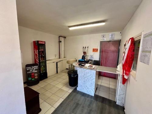 Unit 3, Green Lane Industrial Estate, Thatcham, RG19