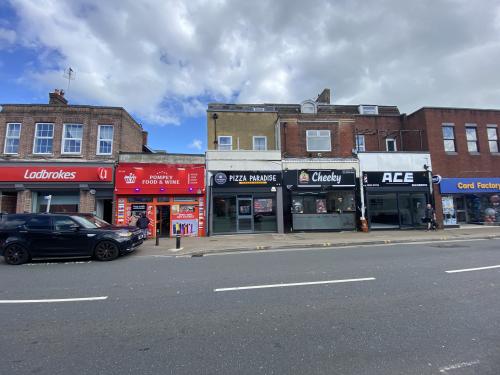 64 64A & 64B London Road, Portsmouth, PO2