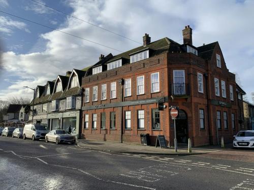 6 High Street, Harpenden, AL5