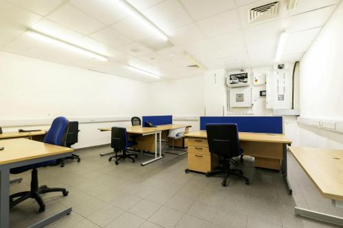 Basement Unit 1, 50-52 Ludgate Hill, St Pauls, London, EC4M