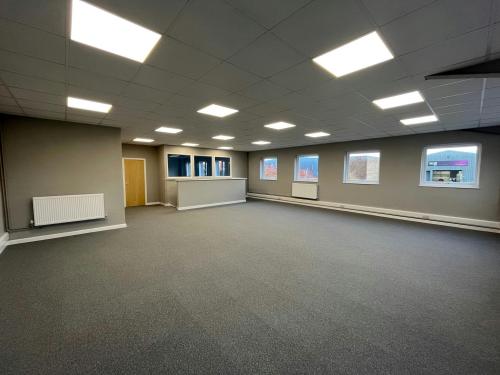 Unit 20, Elgin Industrial Estate, Athena Avenue, Swindon, SN2