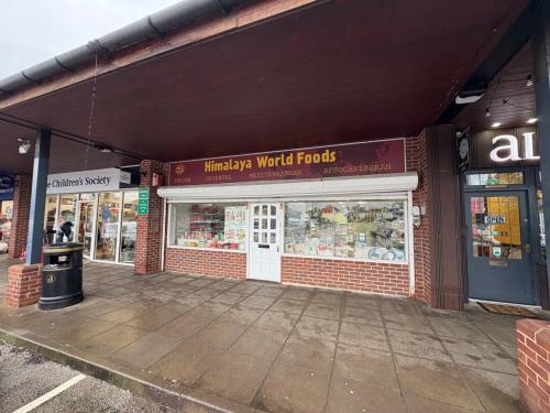 Unit 6, Compton Acres Shopping Precinct, Compton Acres, West Bridgford, Nottingham, NG2