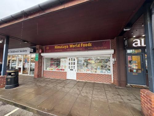 Unit 6, Compton Acres Shopping Precinct, Compton Acres, West Bridgford, Nottingham, NG2