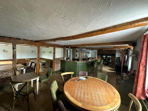 Aldworth Road, Upper Basildon, Reading, RG8