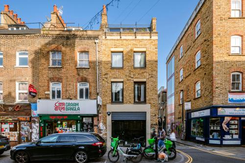 66 Brick Lane, Spitalfields, London, E1
