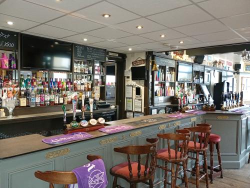 New Entertainer, 80 Pier Plain, Gorleston, Great Yarmouth, NR31