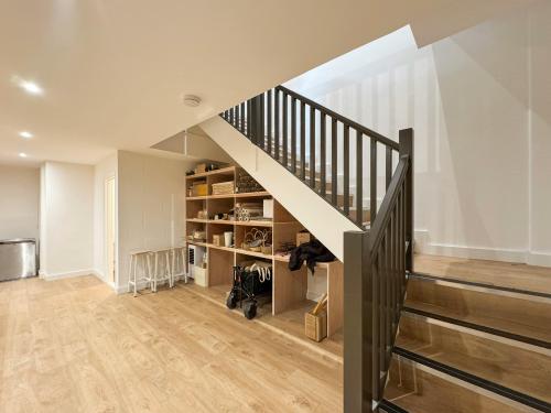 Unit 3 Pied Bull Court, (Office), Bloomsbury, London, WC1A