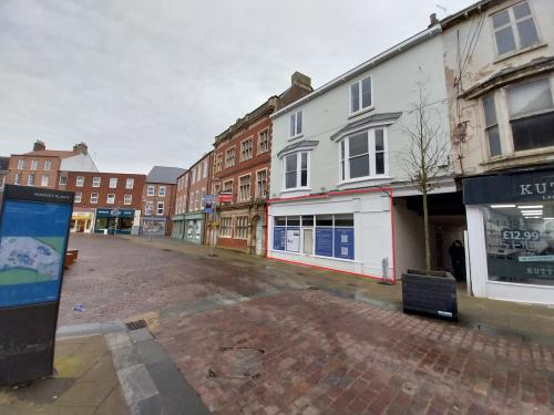 23-25 Market Place, Gainsborough, DN21