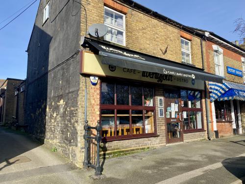 24 High Street, Toddington, Dunstable, LU5