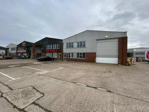Unit 1, Priors Way Industrial Estate, Priors Way, Maidenhead, SL6