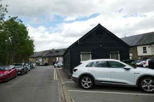 Unit J The Maltings, Station Road, Sawbridgeworth, CM21
