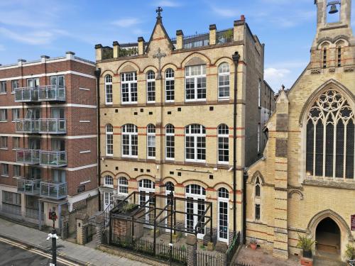 16-17 Hoxton Square, Shoreditch, London, N1