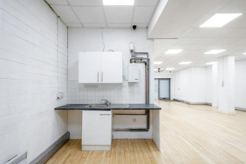 Unit 1 Ropewalk Gardens, Whitechapel, London, E1