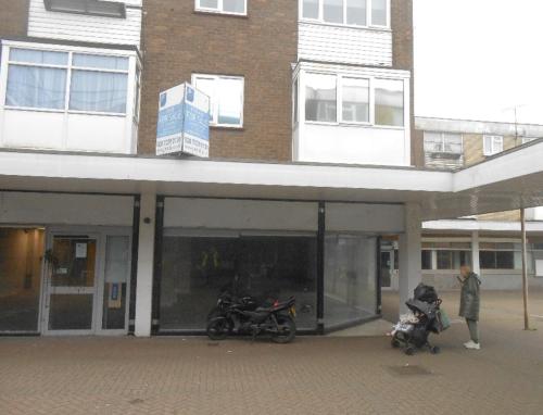 24 Grover Walk, Corringham, SS17