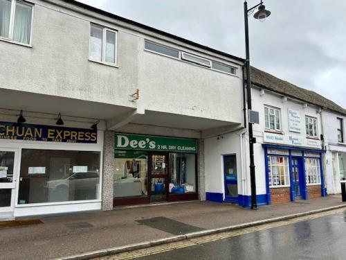 5 High Street, Thatcham, RG19
