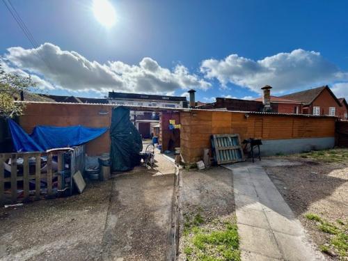 5 High Street, Thatcham, RG19