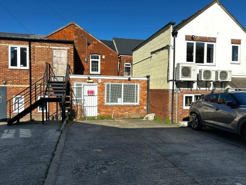14 Commercial Road, Swindon, SN1