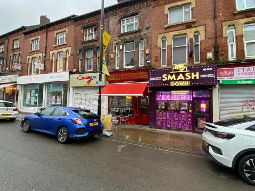 172 / 172A, Woodhouse Lane, Leeds, LS2