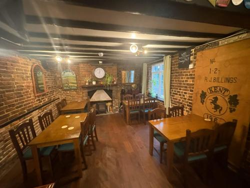 Dovecote Inn, Alders Road, Capel, Tonbridge, TN12