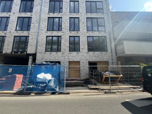 100 Warwick Road, Ealing, London, W5