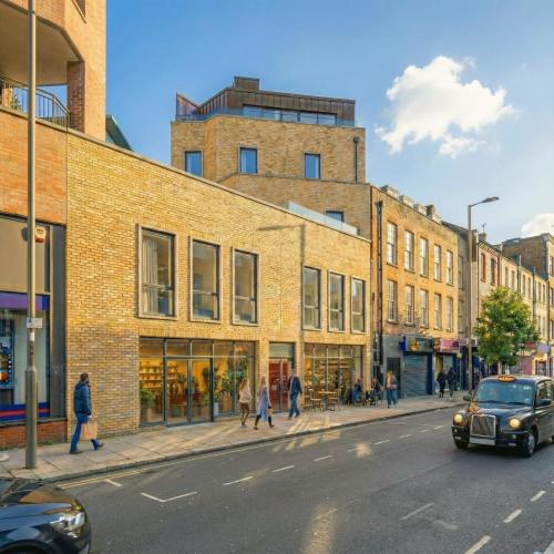 402 Finchley Road, Childs Hill, London, NW2