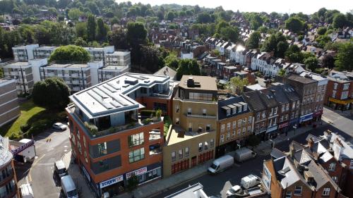402 Finchley Road, Childs Hill, London, NW2