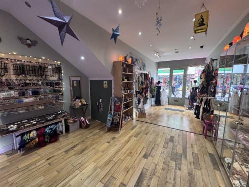 97 High Street, Bedford, MK40