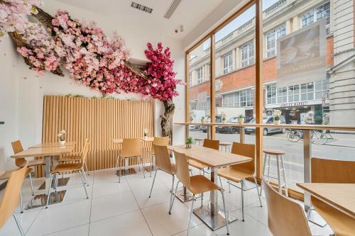 18 Tavistock Street, Covent Garden, London, WC2E