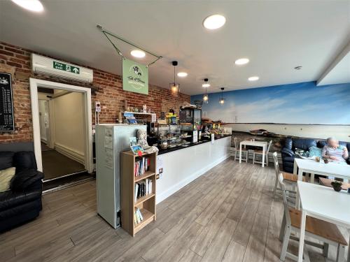 14-16 Castle Street, Christchurch, BH23